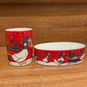 Vintage 2 PC Bathroom Set. Merry Christmas tumbler & soap dish set of two Japan